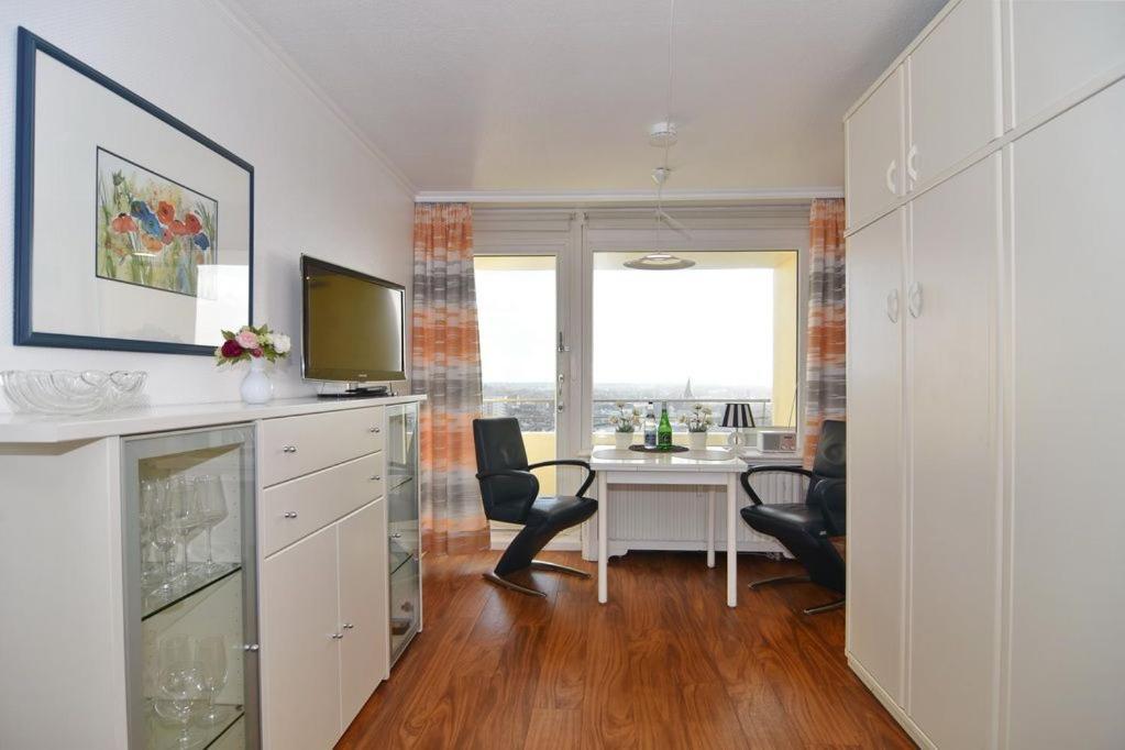 Metropol, Whg 248, Landseite Apartment *